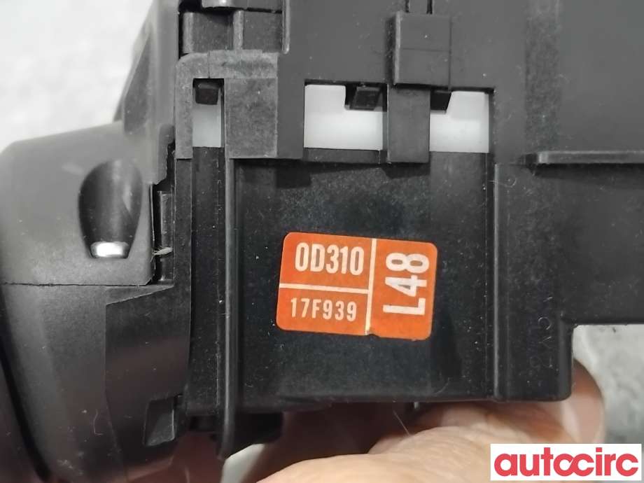 Bryter blink til Toyota Yaris 2014-2020 (Type III, Fase 2)  (TOYOTA|841400D310||0D310)