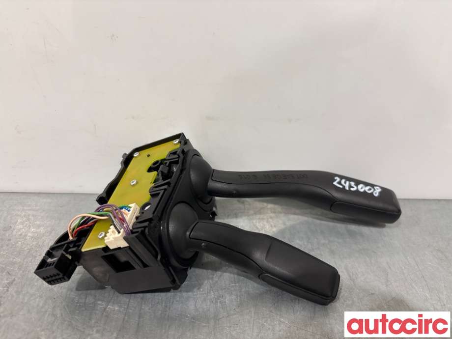 Bryter blink til Audi A3 2009-2012 (Type II, Fase 2)  (AUDI|8P0953513F|)