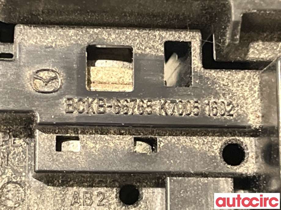 Sikringsboks til Mazda MX-30 2020-->>  (MAZDA|BCKA-66-760||BCKB-66765)