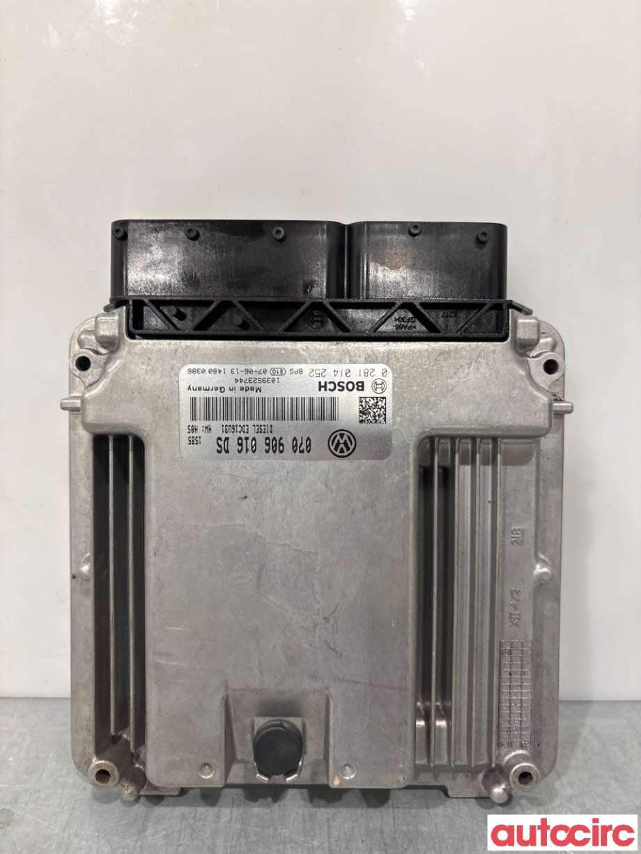 Styreenhet motor til VW Transporter / Caravelle 2003-2009 (Fase 1) (T5) (T5) (VOLKSWAGEN|070906016DS|)