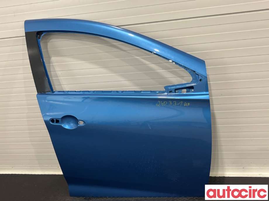 Dør høyre foran til Renault Zoe, 2013-2019 (Fase 1)  (RENAULT|801004005R)