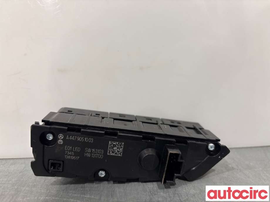 Bryter diverse til Mercedes Vito 2014-->> (W447) (W447) (MERCEDES|A4479051003|)