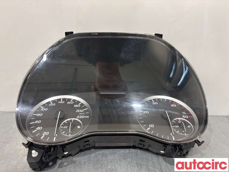 Instrumentpanel til Mercedes Vito, 2014-->> (W447) (W447) (MERCEDES|A4479004823)