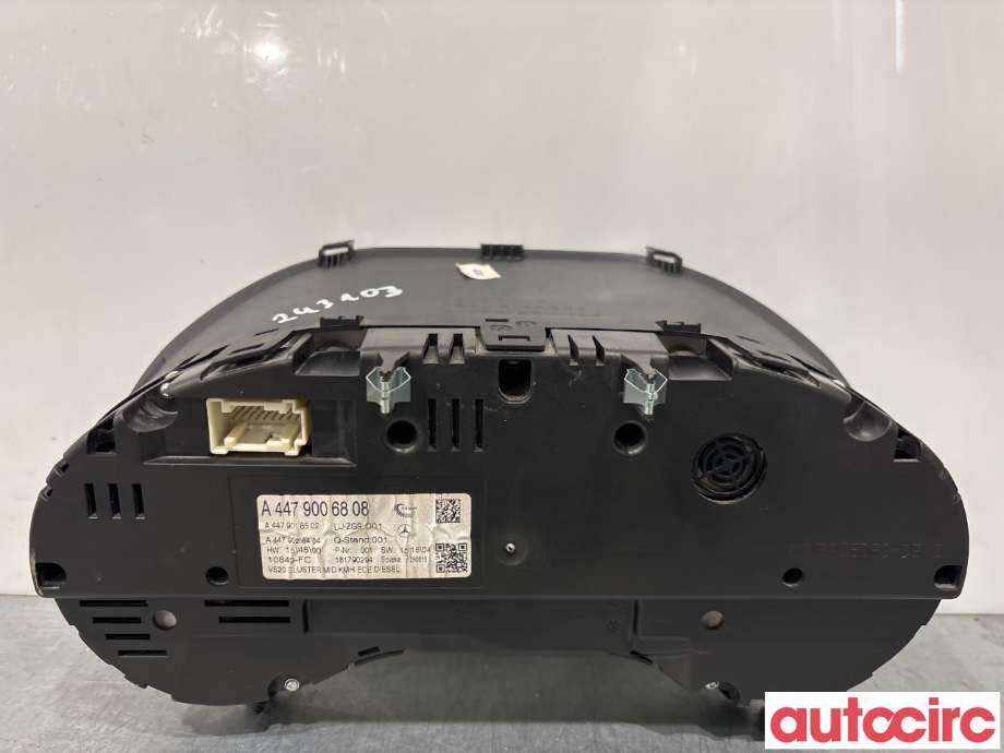Instrumentpanel til Mercedes Vito 2014-->> (W447) (W447) (MERCEDES|A4479004823|)