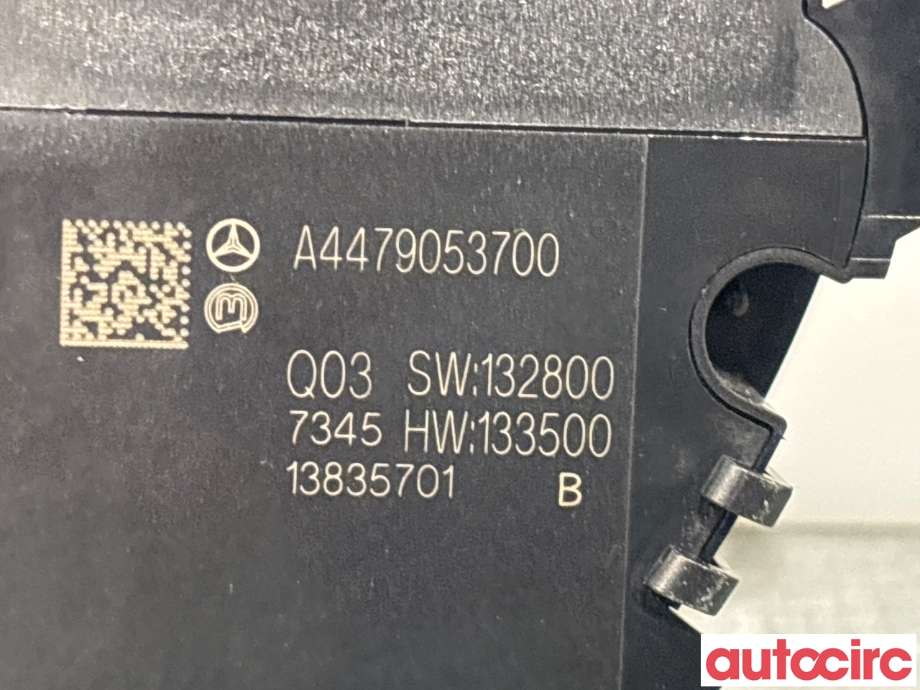 Bryter diverse til Mercedes Vito 2014-->> (W447) (W447) (MERCEDES|A4479053700|)