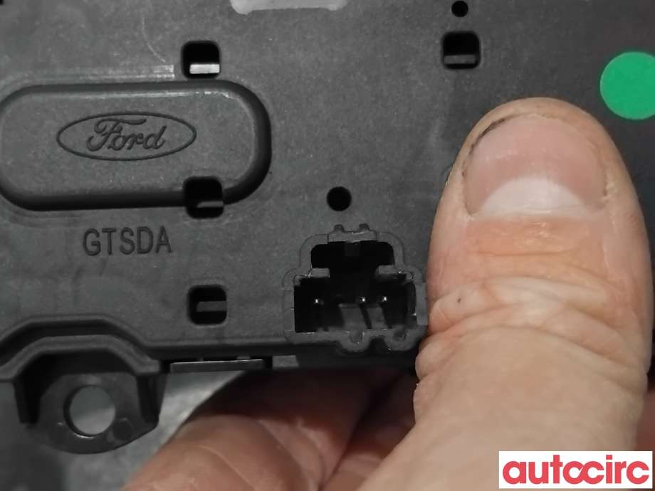 Bryter diverse til Ford Fiesta 2017-->> (Type VII)  (FORD|2410566||H1BT-18K811-HE)