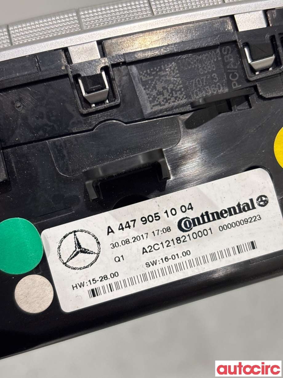 Varmeapparat betjening til Mercedes Vito 2014-->> (W447) (W447) (MERCEDES|A4479051004|A4479052504)