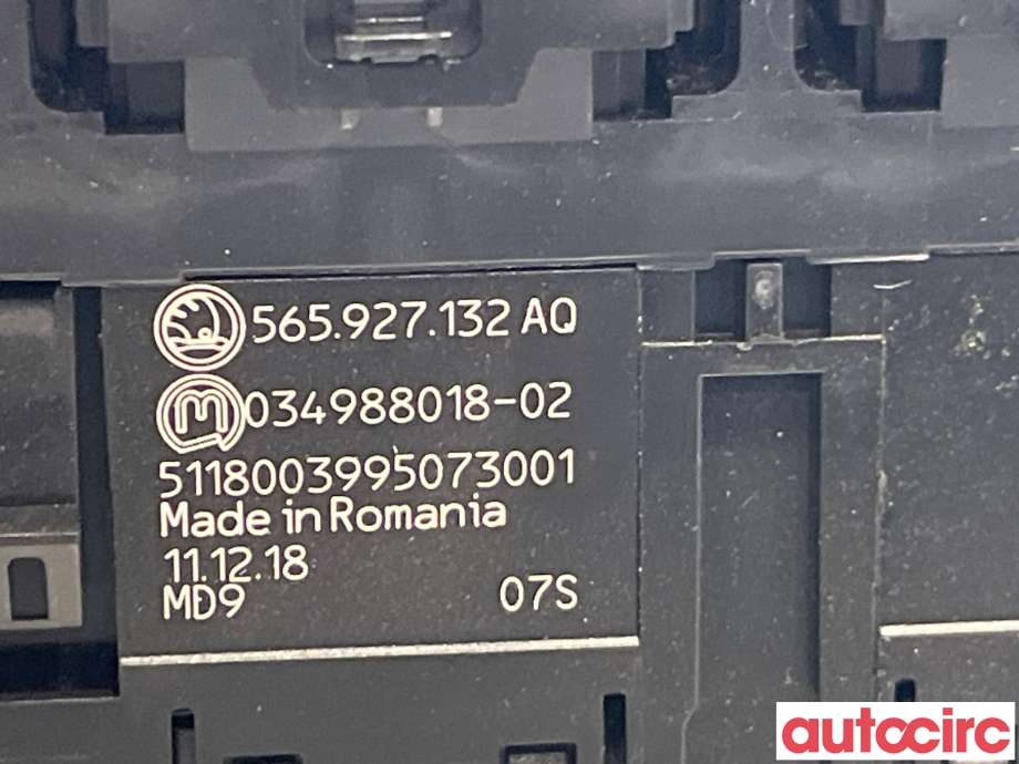 Bryter diverse til Škoda Kodiaq 2017-->>  (SKODA|565927132AQ|)