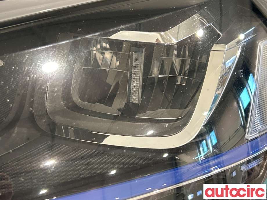 Frontlykt venstre halogen til VW e-Golf 2014-2017 (Fase 1)  (VOLKSWAGEN|5GE941773|5GE941035)