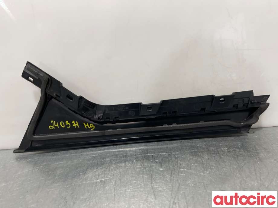 Lister til Ford Mondeo 2014-2019 (Type V, Fase 1)  (FORD|2004493|)
