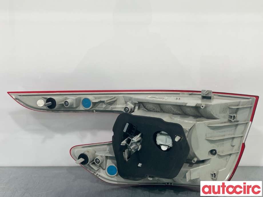 Baklykt venstre til Peugeot 308 2013-2021 (Type II)  (PEUGEOT|9678093980|)
