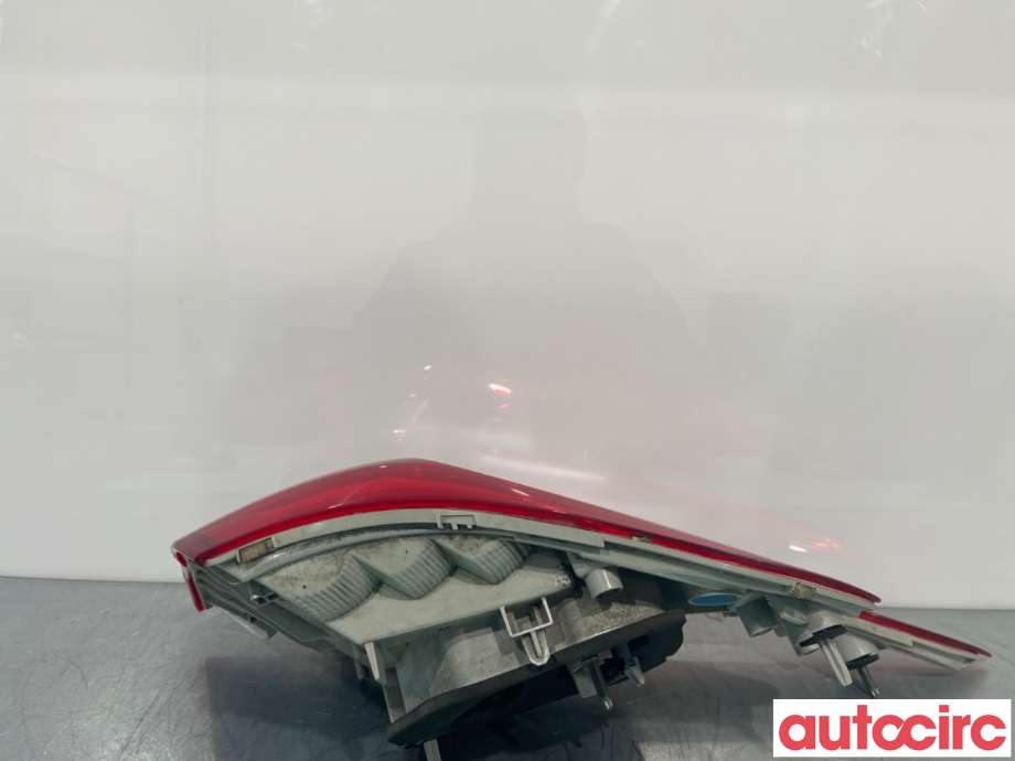 Baklykt venstre til Peugeot 308 2013-2021 (Type II)  (PEUGEOT|9678093980|)