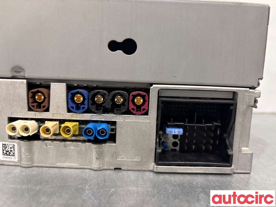 Bilstereo navigasjon til Mercedes Vito 2014-->> (W447) (W447) (MERCEDES|A2059008430|HBM068|A2059000541)