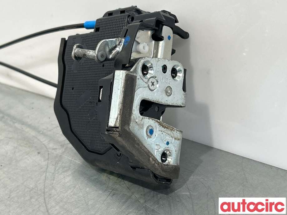 Låsekasse høyre bak til Toyota Auris 2015-2019 (Type II, Fase 2)  (TOYOTA|6905005051|)