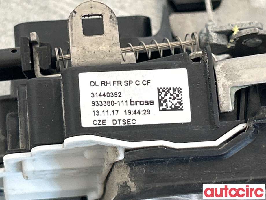 Låsekasse høyre foran til Volvo V40 2012-2019  (VOLVO|31440392)