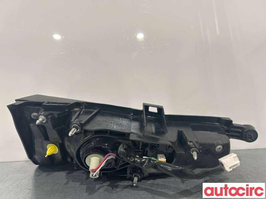 Baklykt høyre indre til Lexus NX 2014-2021 (Type I) (AZ10) (AZ10) (LEXUS|8158178010)