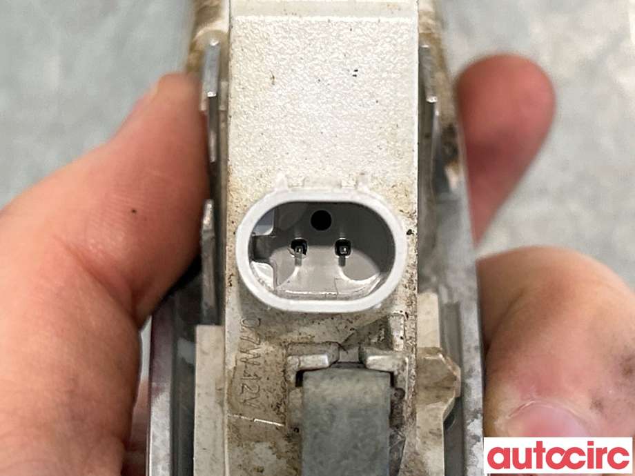 Blinklykt side høyre til BMW 5-Serie 2010-2017 (F10/F11) (F10/F11) (BMW|63137154167|715416807)
