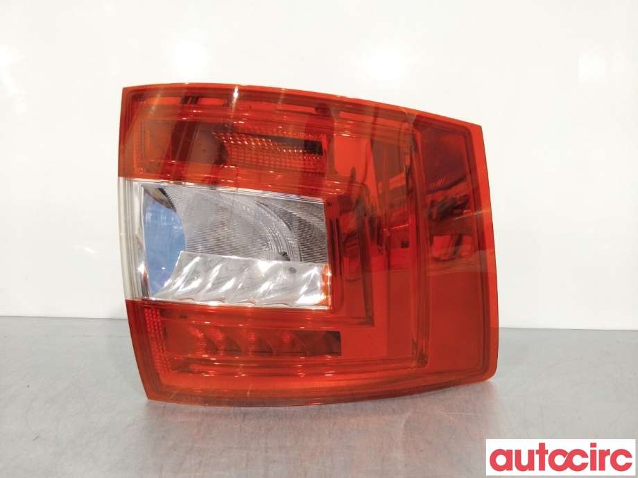 Baklykt venstre til Peugeot 4008, 2012-2017  (PEUGEOT|1607699280)