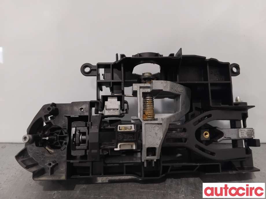Dørhåndtak utv høyre bak til BMW 5-Serie 2010-2017 (F10/F11) (F10/F11) (BMW|51227276242||51217175650)