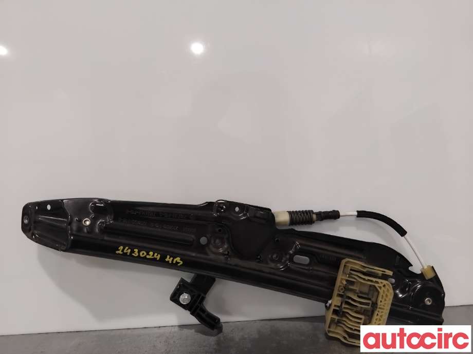 Ruteheis til BMW 5-Serie 2010-2017 (F10/F11) (F10/F11) (BMW|51357182614||7182122)