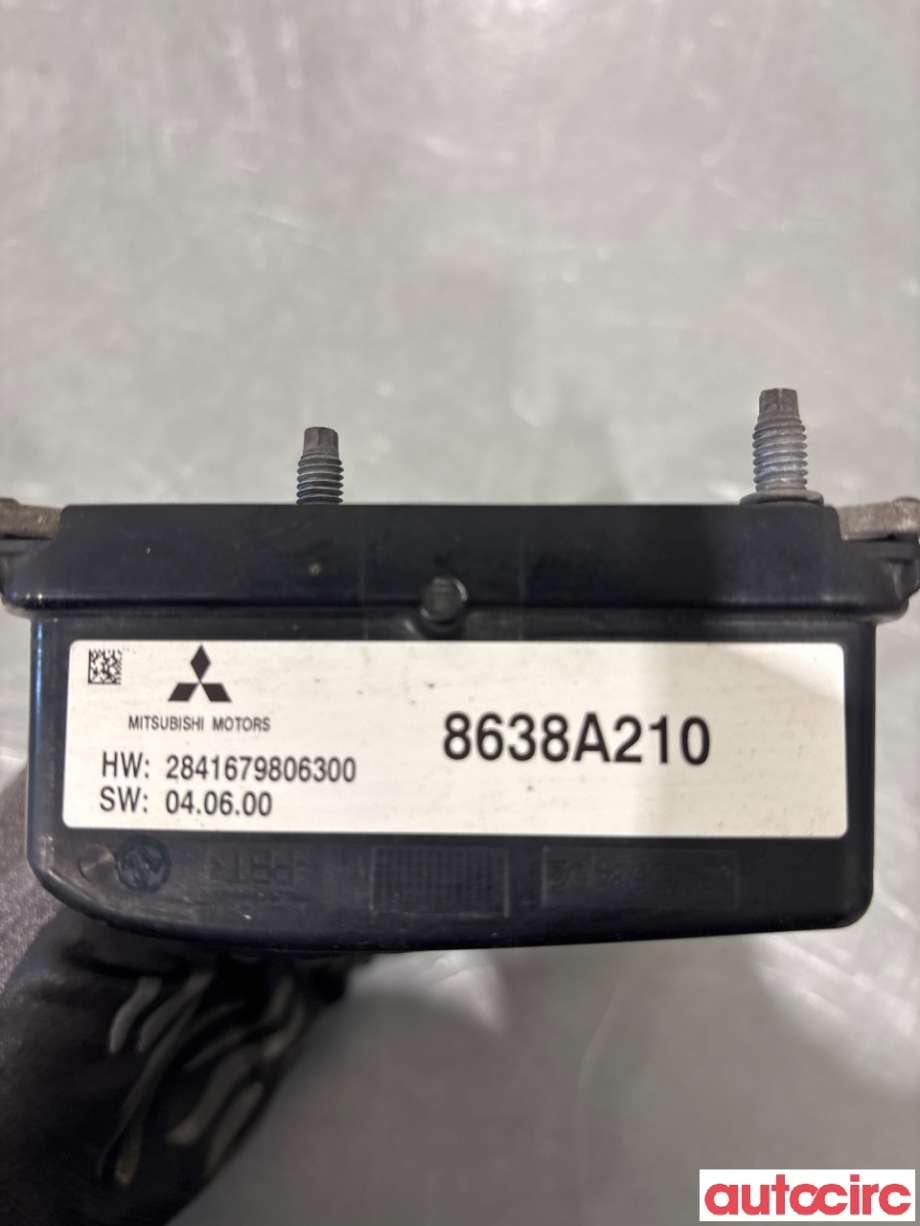 Sensor radar til Mitsubishi Outlander 2015-->> (Type III, Fase 2)  (MITSUBISHI|8638A210|)