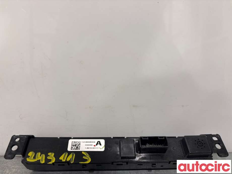 Bryter nødblink til Mitsubishi Outlander 2015-->> (Type III, Fase 2) (MITSUBISHI|8002B409|C68233)