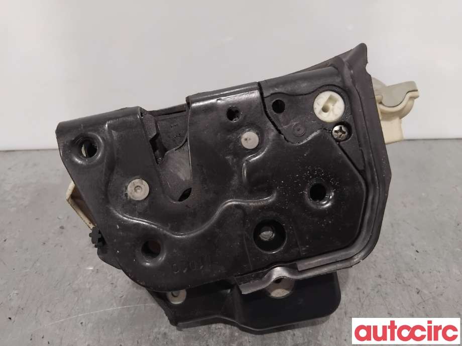 Låsekasse høyre foran til Audi A3 2009-2012 (Type II, Fase 2)  (AUDI|4F1837016|)