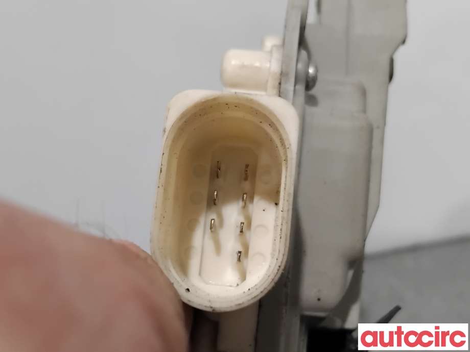 Låsekasse høyre foran til Audi A3 2009-2012 (Type II, Fase 2)  (AUDI|4F1837016|)