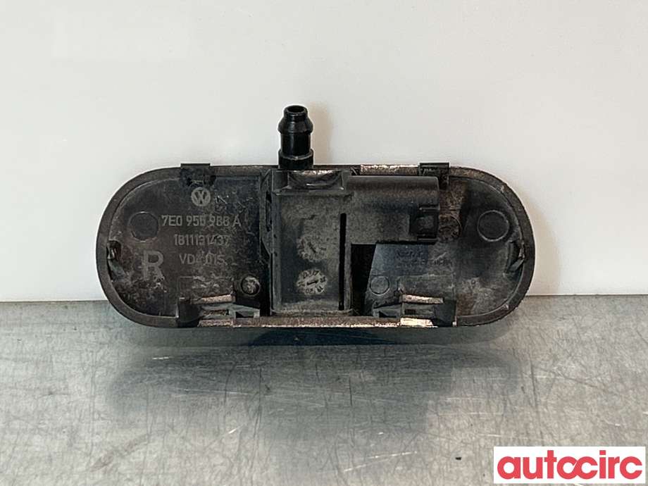 Lyktespylerdyse til VW Transporter / Caravelle 2019-->> (T6.1) (T6.1) (VOLKSWAGEN|7E0955988A|)