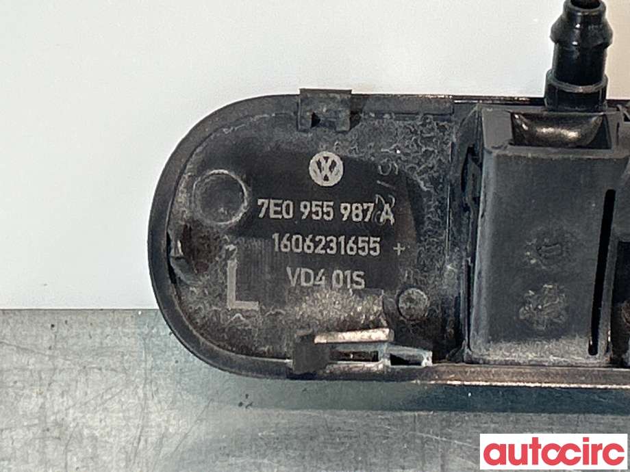 Lyktespylerdyse til VW Transporter / Caravelle 2015-2019 (T6) (T6) (VOLKSWAGEN|7E0955987A|)