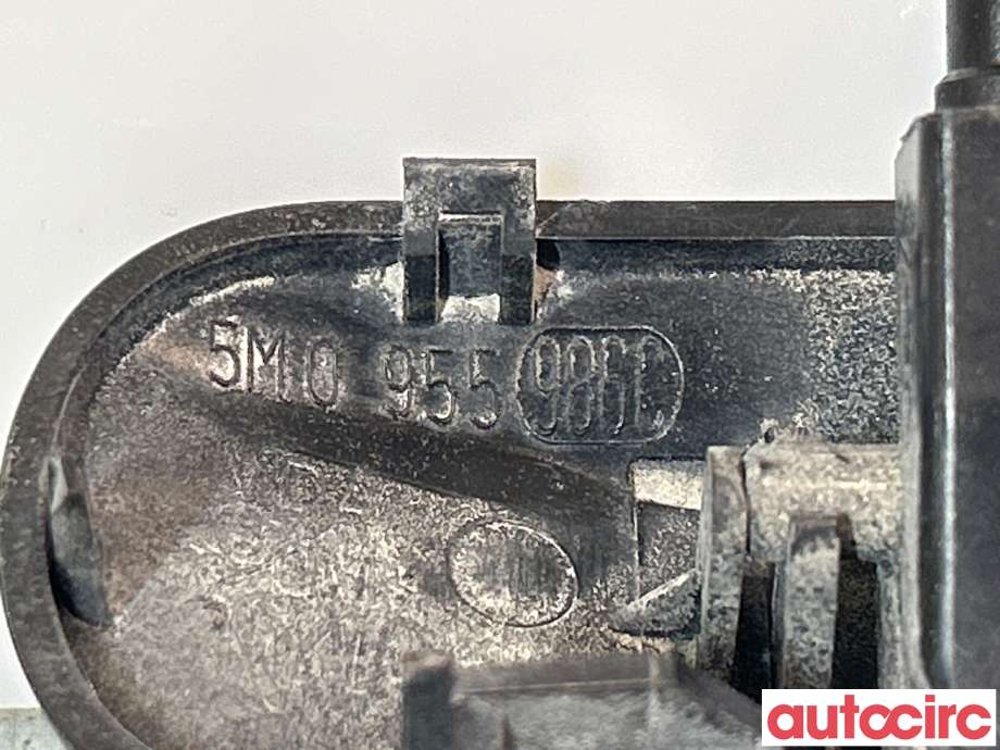 Lyktespylerdyse til VW Passat 2015-2019 (Fase 1) (B8) (B8) (VOLKSWAGEN|5M0955986C)