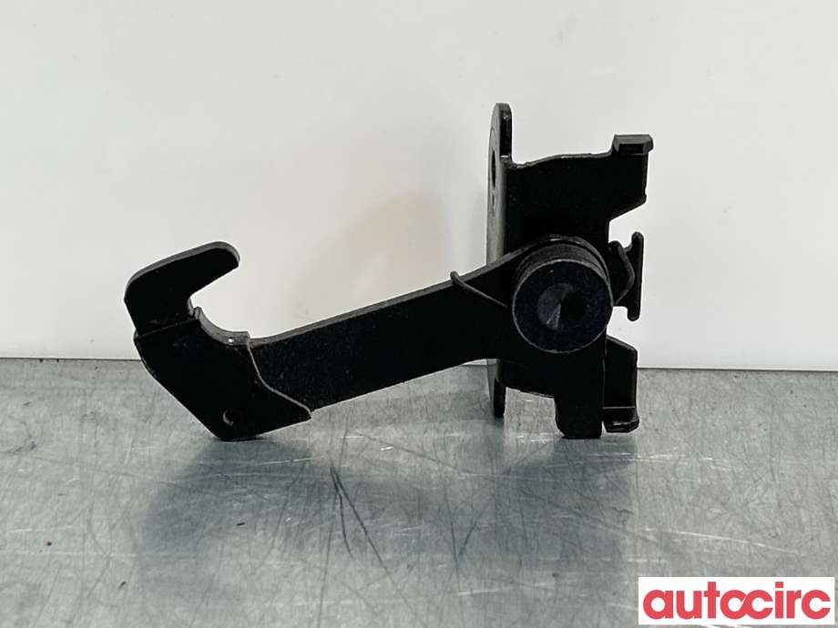 Diverse deler til Volvo V40 2012-2019 (VOLVO|31352911|)