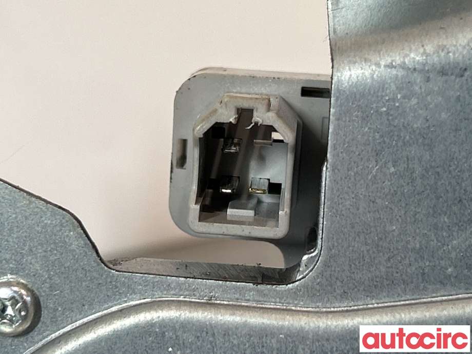 Viskermotor bakrute til Nissan Leaf 2011-2017 (Type I)  (NISSAN|287101FA0A)