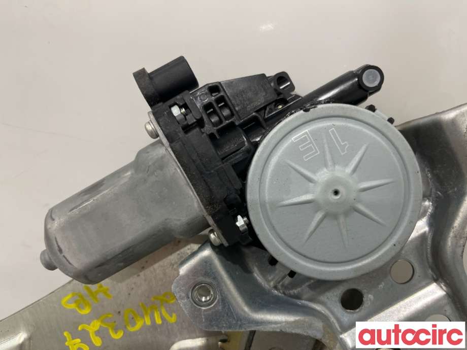 Ruteheis høyre bak til Suzuki Swift 2005-2010  (SUZUKI|83501-63J10||83501-63J11)