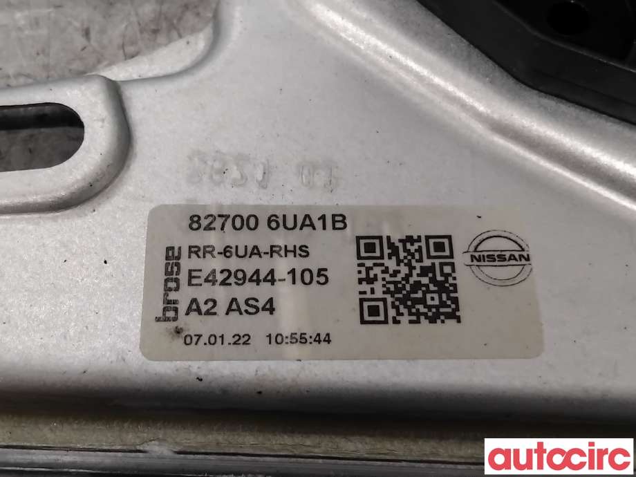 Ruteheis til Nissan Qashqai 2021-->> (Type III)  (NISSAN|827006UA1B|E42944-105)
