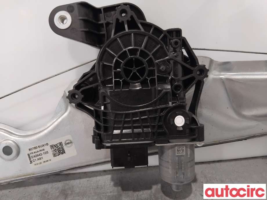 Ruteheis høyre foran til Nissan Qashqai 2021-->> (Type III) (NISSAN|807006UA1B|E42942-105|807006UA1C)