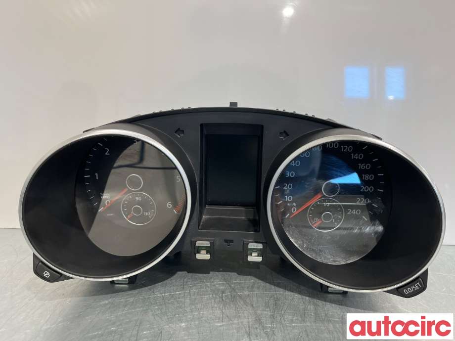 Instrumentpanel til VW Golf VI, 2008-2012  (VOLKSWAGEN|5K0920871A)