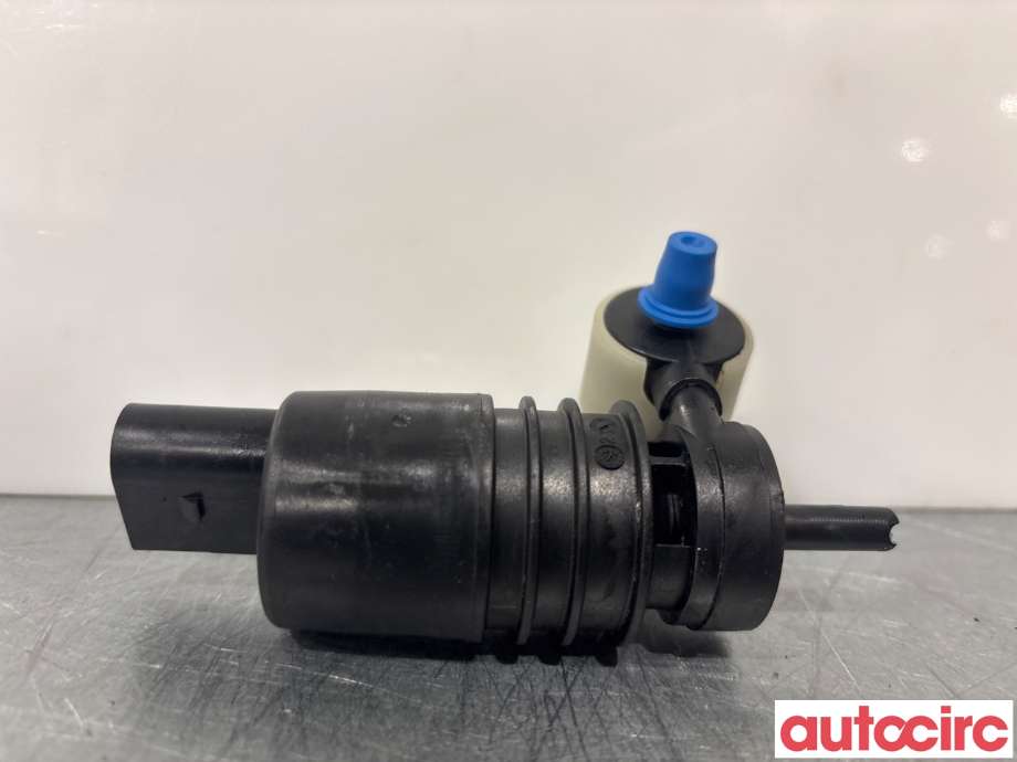 Spylerpumpe foran til VW Passat 2015-2019 (Fase 1) (B8) (B8) (VOLKSWAGEN|1K6955651|)