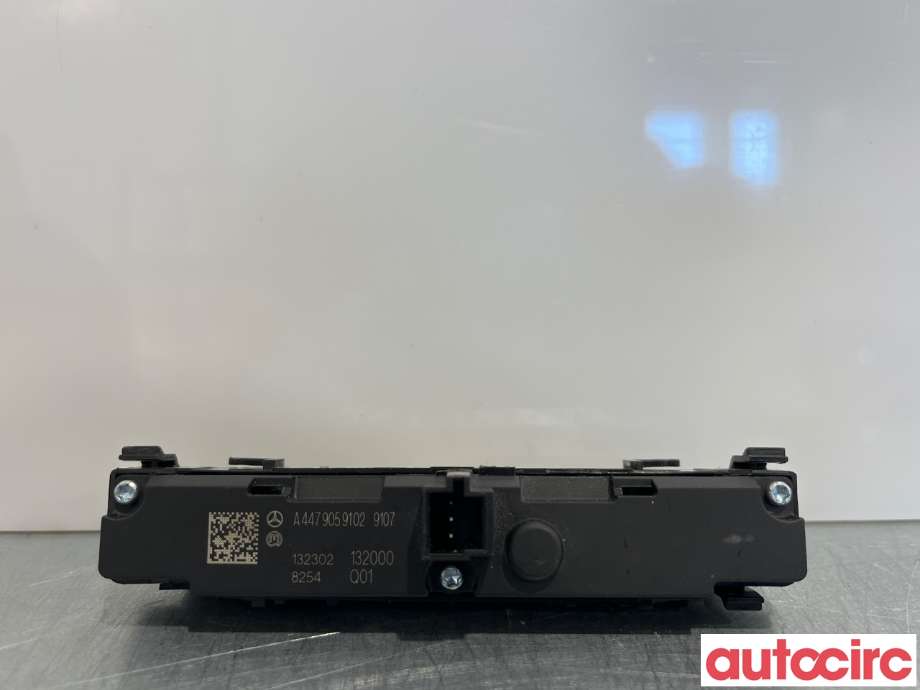 Bryter diverse til Mercedes Vito 2014-->> (W447) (W447) (MERCEDES|A4479059102)