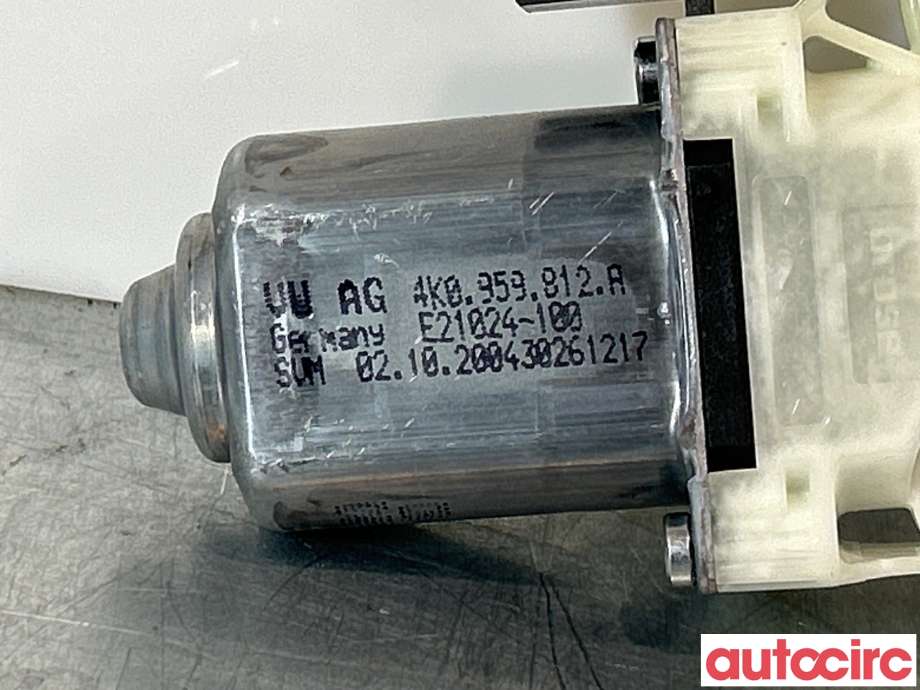 Ruteheis høyre foran til VW ID.4 2020-->>  (VOLKSWAGEN|4K0959812A|E21024-100)