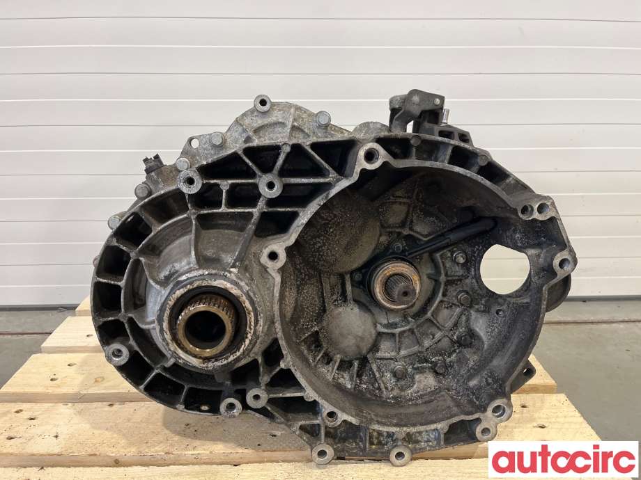 Girkasse manuell 6-trinn til VW Transporter / Caravelle 2009-2015 (Fase 2) (T5) (T5) (VOLKSWAGEN|0A5300015X|KLF)