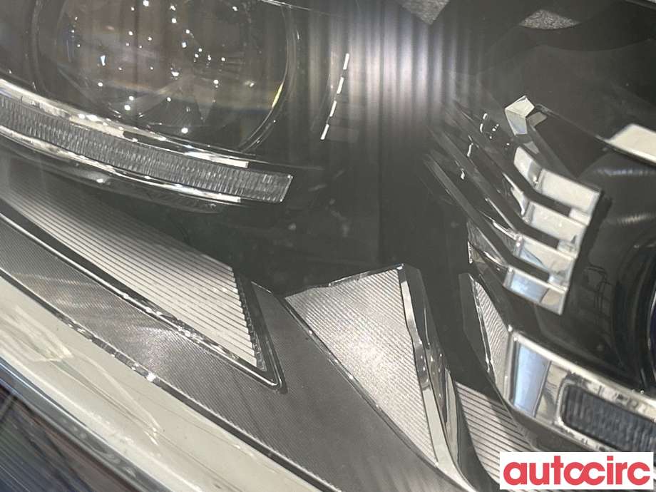 Frontlykt høyre halogen til VW Transporter / Caravelle 2019-->> (T6.1) (T6.1) (VOLKSWAGEN|7E1941774|7E1941036A)
