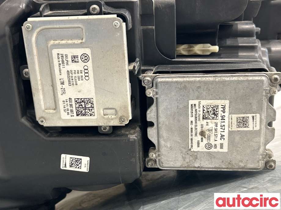 Frontlykt høyre halogen til VW Transporter / Caravelle 2019-->> (T6.1) (T6.1) (VOLKSWAGEN|7E1941774|7E1941036A)
