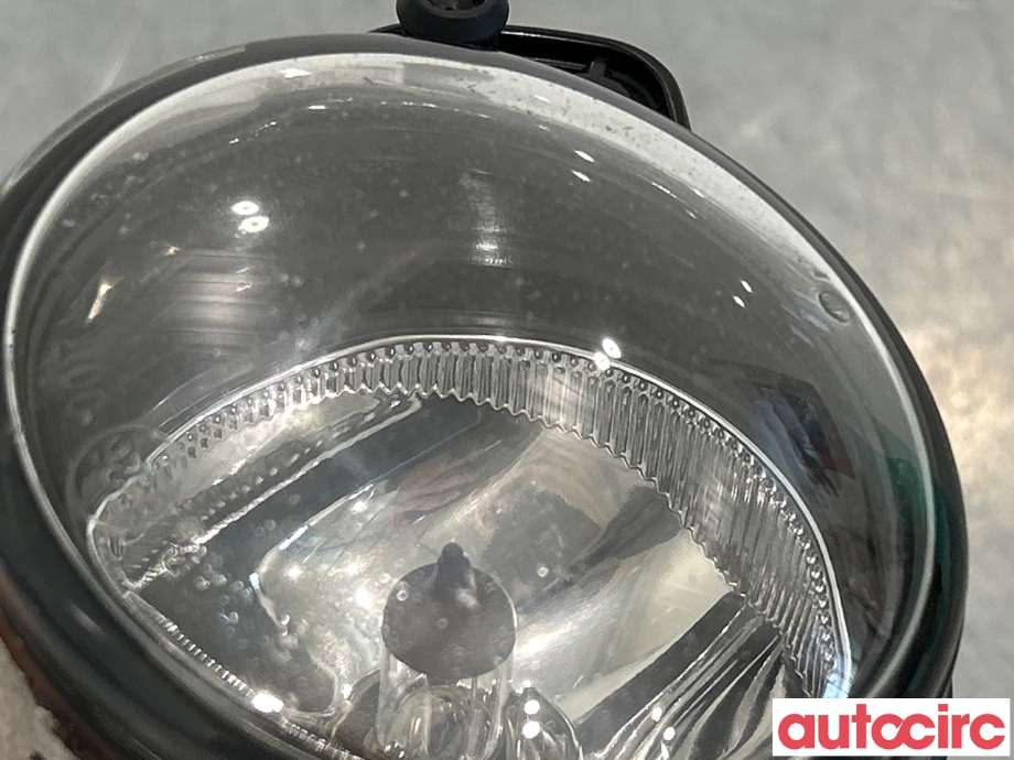 Tåkelykt høyre foran til VW Transporter / Caravelle 2003-2009 (Fase 1) (T5) (T5) (VOLKSWAGEN|7E0941700|27048400RE)