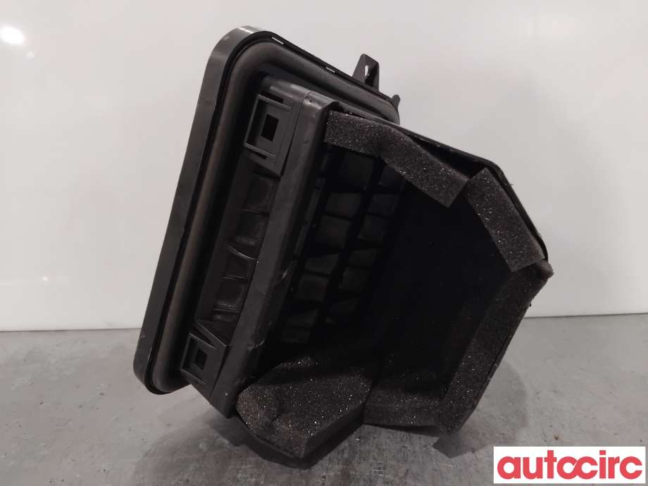 Diverse deler til Audi Q5 2012-2017 (Type I, Fase 2)  (AUDI|8K0819161C|)