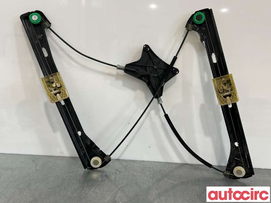 Ruteheis til VW Passat 2015-2019 (Fase 1) (B8) (B8) (VOLKSWAGEN|3G0837462C|C29794-100|3G0837462B)