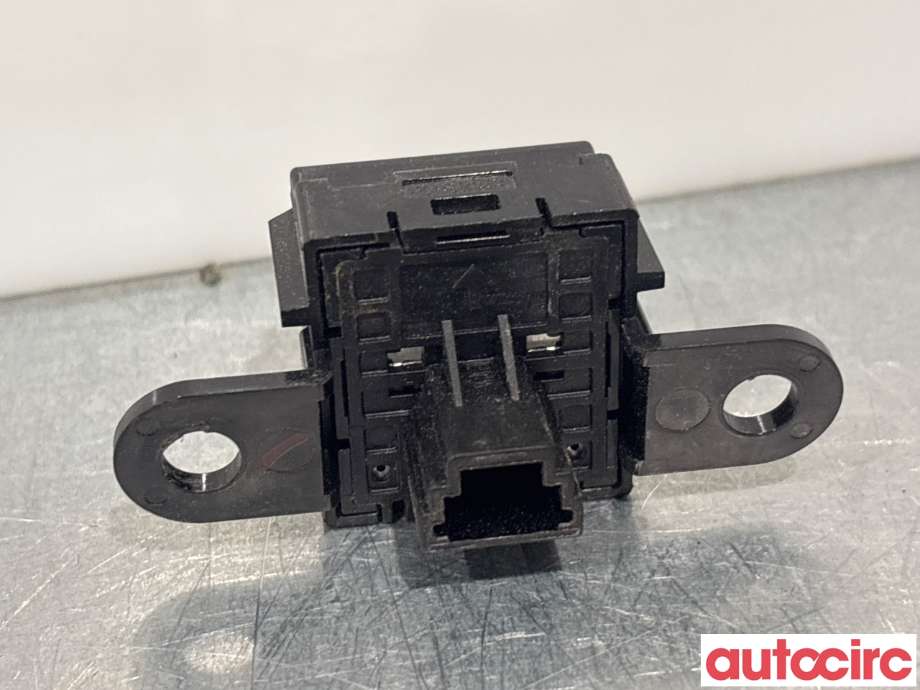 Bryter diverse til Mazda CX-3 2015-2022  (MAZDA|D09V-66-YK0||D09V66YK0)