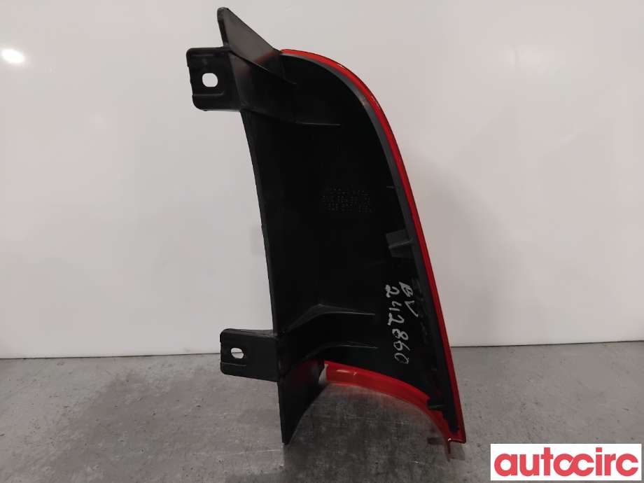 Refleksplate til Mercedes Vito/Viano 2010-2014 (Fase 2) (W639) (W639) (MERCEDES|A6398201864|)