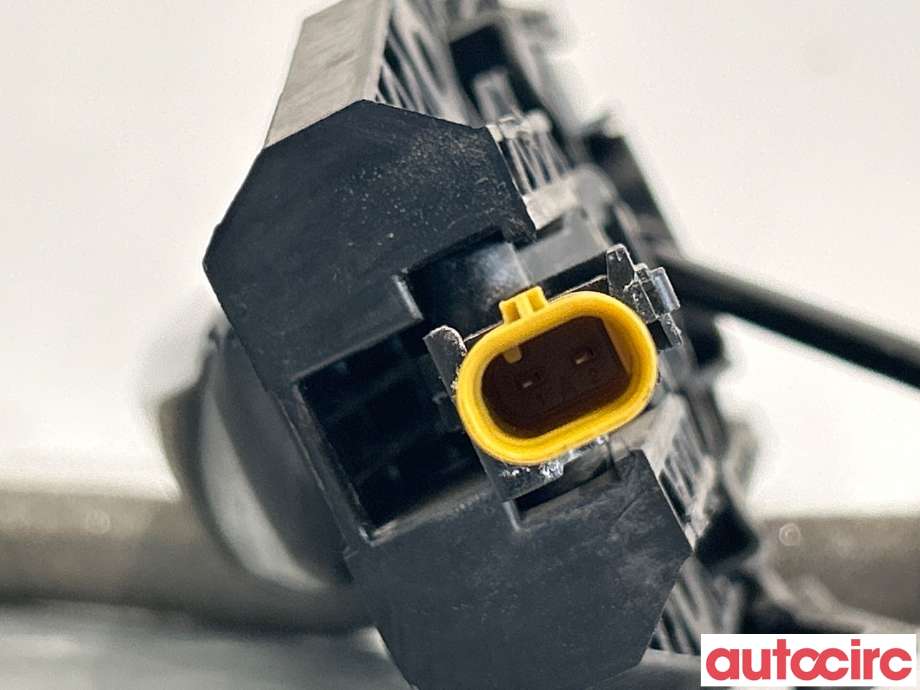 Låsekasse høyre foran til Audi A3 2016-2020 (Type III, Fase 2)  (AUDI|8X1837016C|8V0837205A)