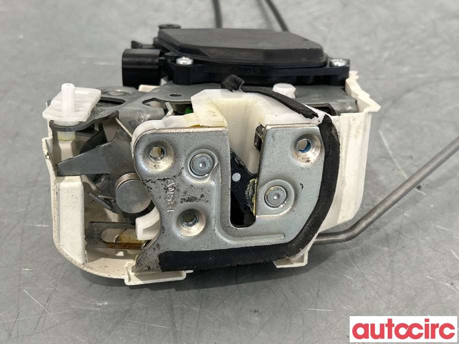Låsekasse høyre bak til Peugeot iOn 2011-2020  (PEUGEOT|1606374580|)